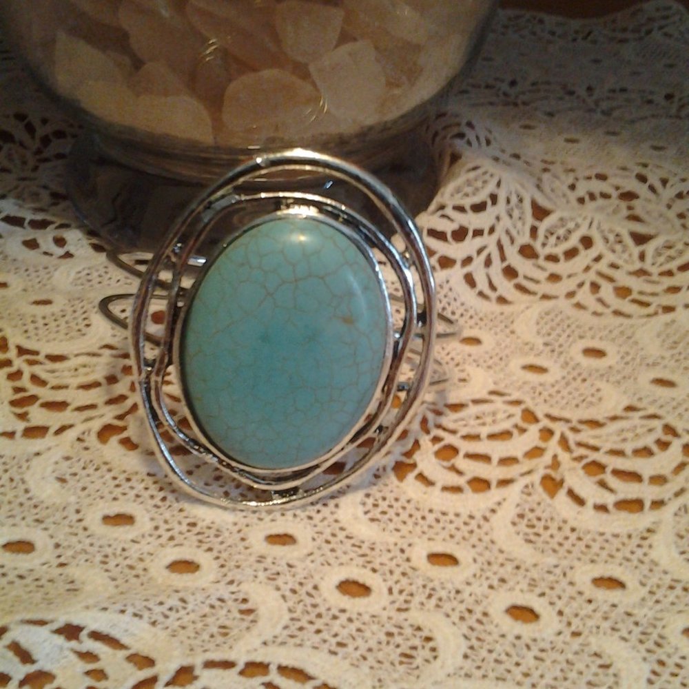Round Turquoise Bracelet